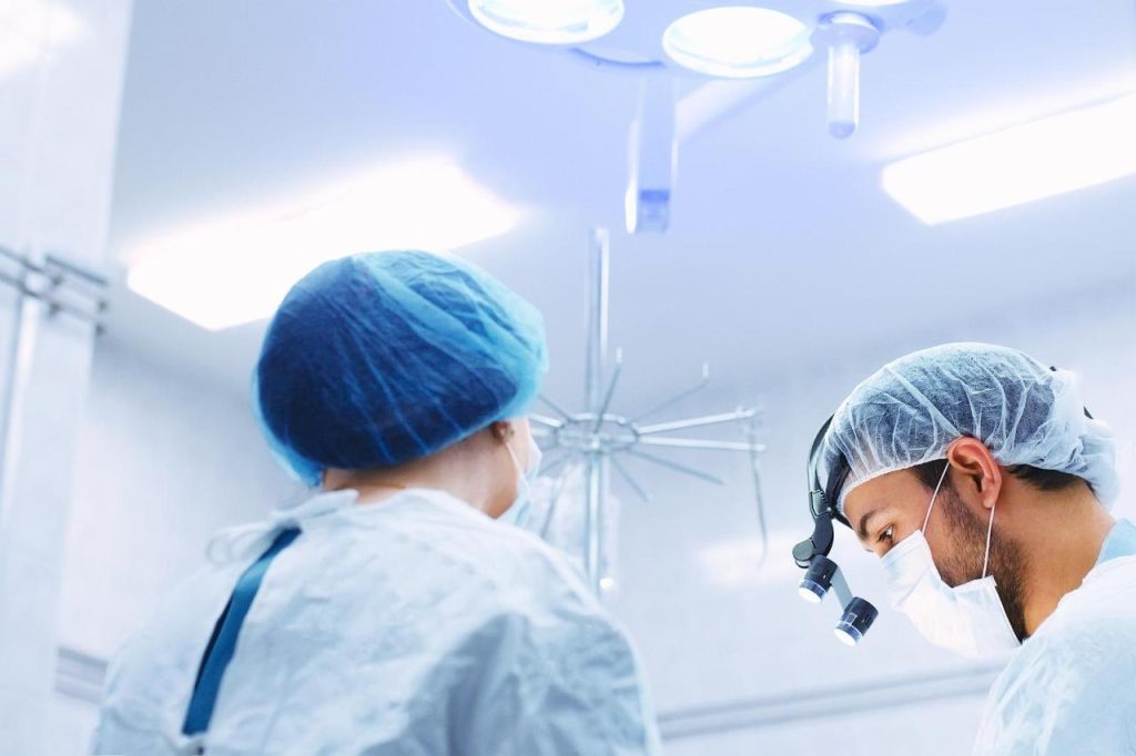 Finding The Right Cosmetic Surgery Center For You