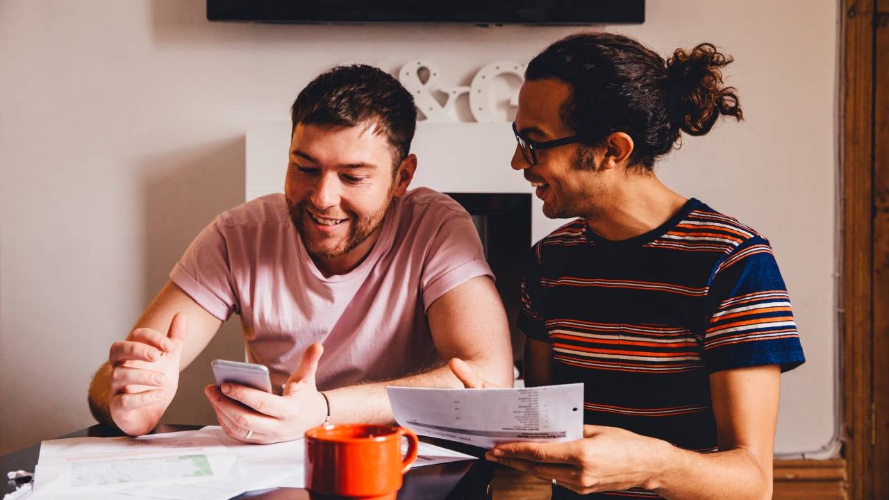 How Do You Qualify for a Debt Consolidation Loan? | Bankrate